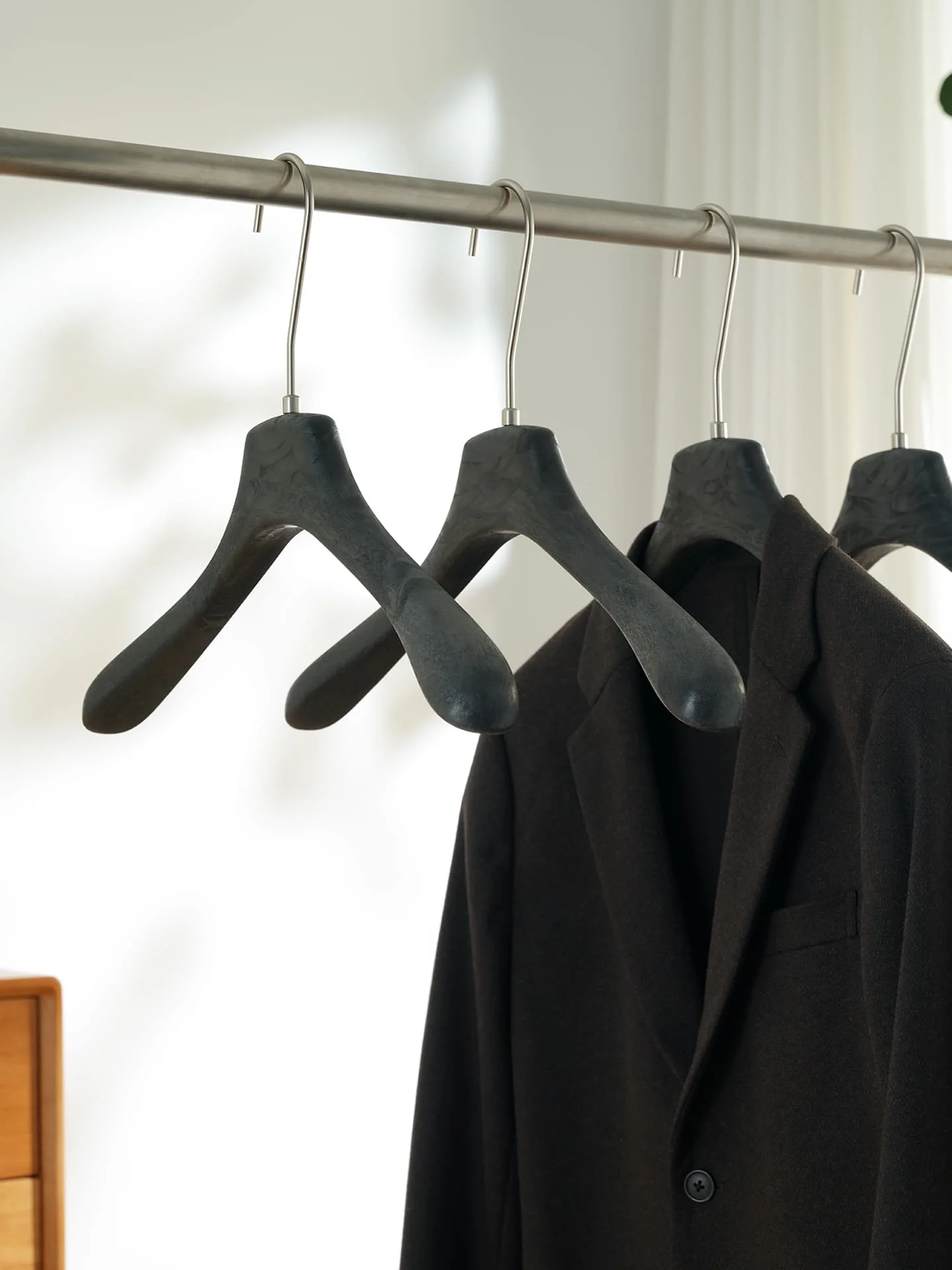 Resin Hangers Black Series for Premium Retail Display